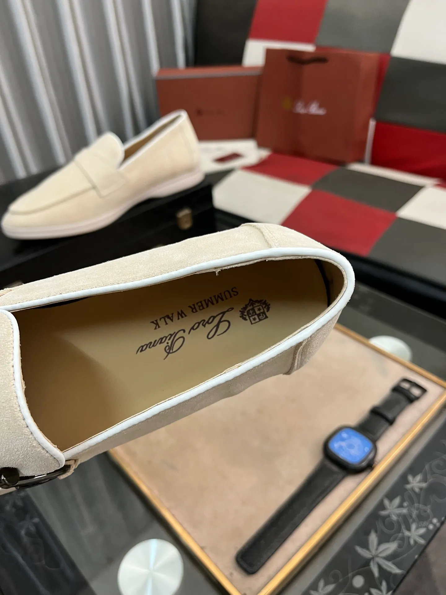 Men's Men's Shoes💰420⌚️⌚️【Loro Piana】LP couple's casual sneakers. Simple and fashionable, the upper is made of cow suede and leather. Sheepskin feet. Custom rubber sole. Size: Female 35-42 (35, 41, 42, 43 customized are non-refundable) Male 38-46 (45, 46 customized)